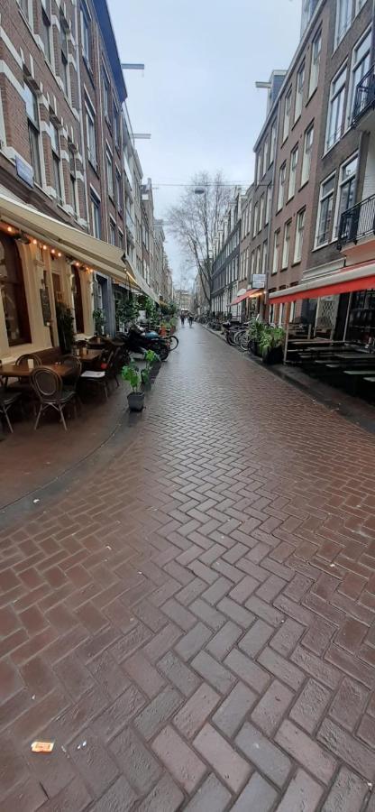 أمستردام Charlotte, Not For Parties, Not A Hotel, Room With Shared Bathroom, No Kitchen المظهر الخارجي الصورة