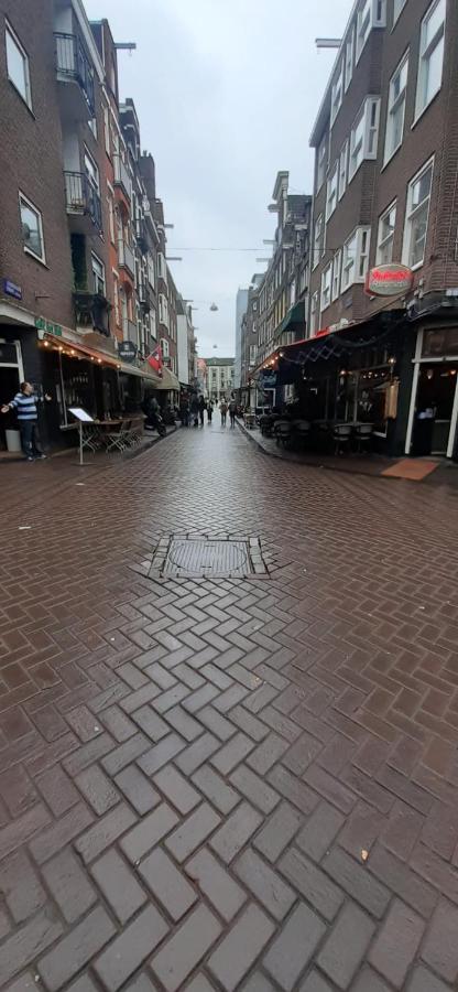 أمستردام Charlotte, Not For Parties, Not A Hotel, Room With Shared Bathroom, No Kitchen المظهر الخارجي الصورة